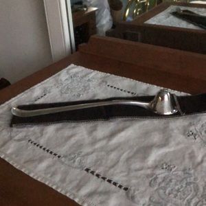 Vintage 10” Georgian Silver plate candle snuffer in EUC circa 1974 collectible.